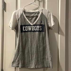 WOMEN’S COWBOYS NIKE FIT SHIRT